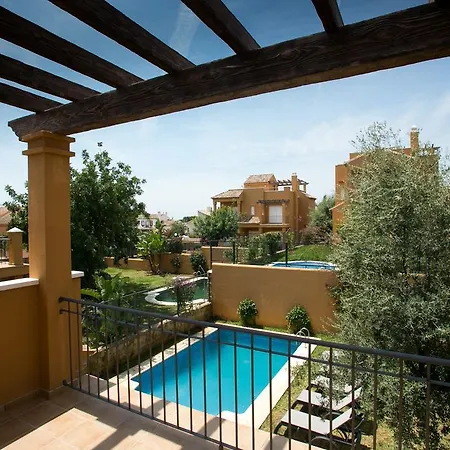Villa Altos De *