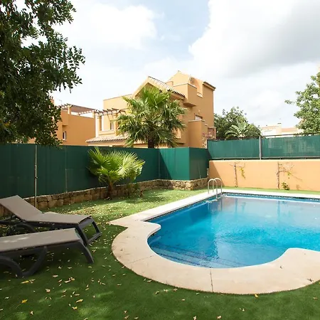 Altos De Villa
