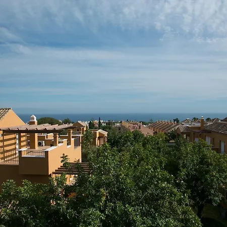 Altos De